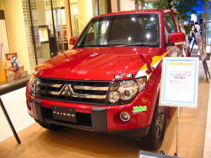 三菱車（心斎橋・大丸）